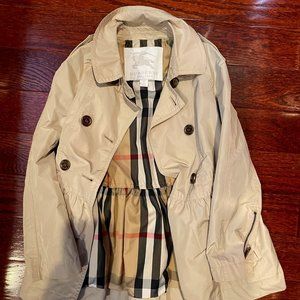 Burberry Kids trench coat - Size 6Y